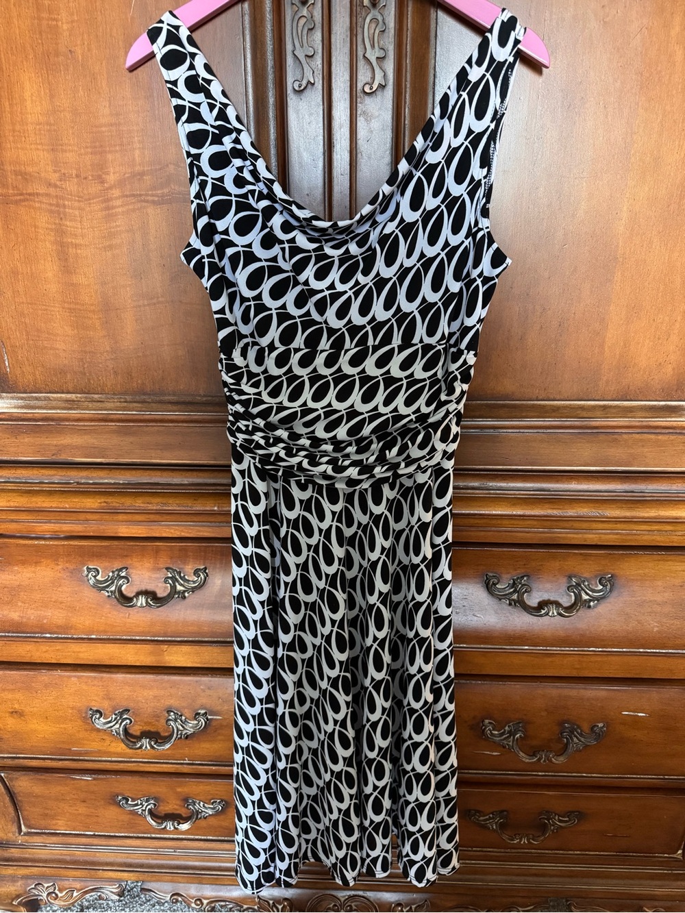 Maggy L Women’s Black and White Patterned Sleeveless Dress